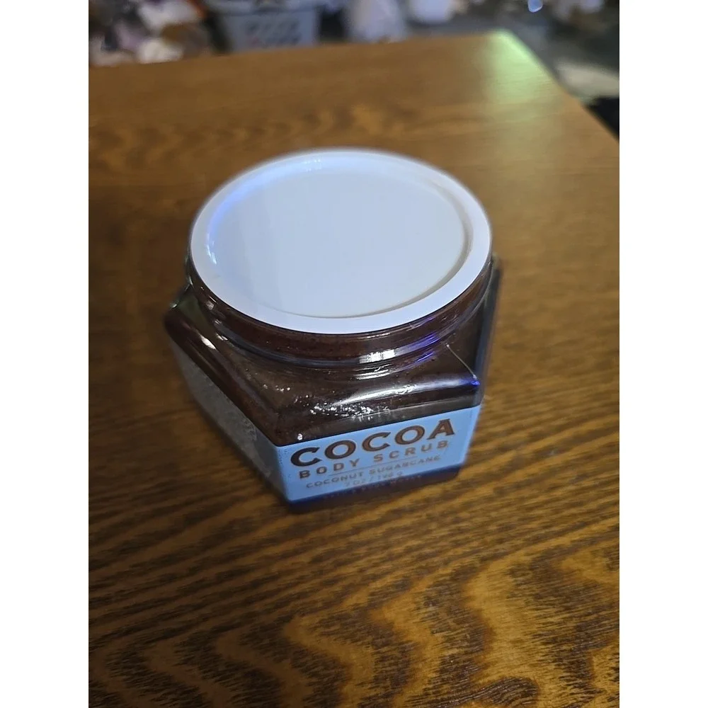 1 Bath Body‎ Coconut Sugarcane Cocoa Body Scrub Wash Exfoliate
